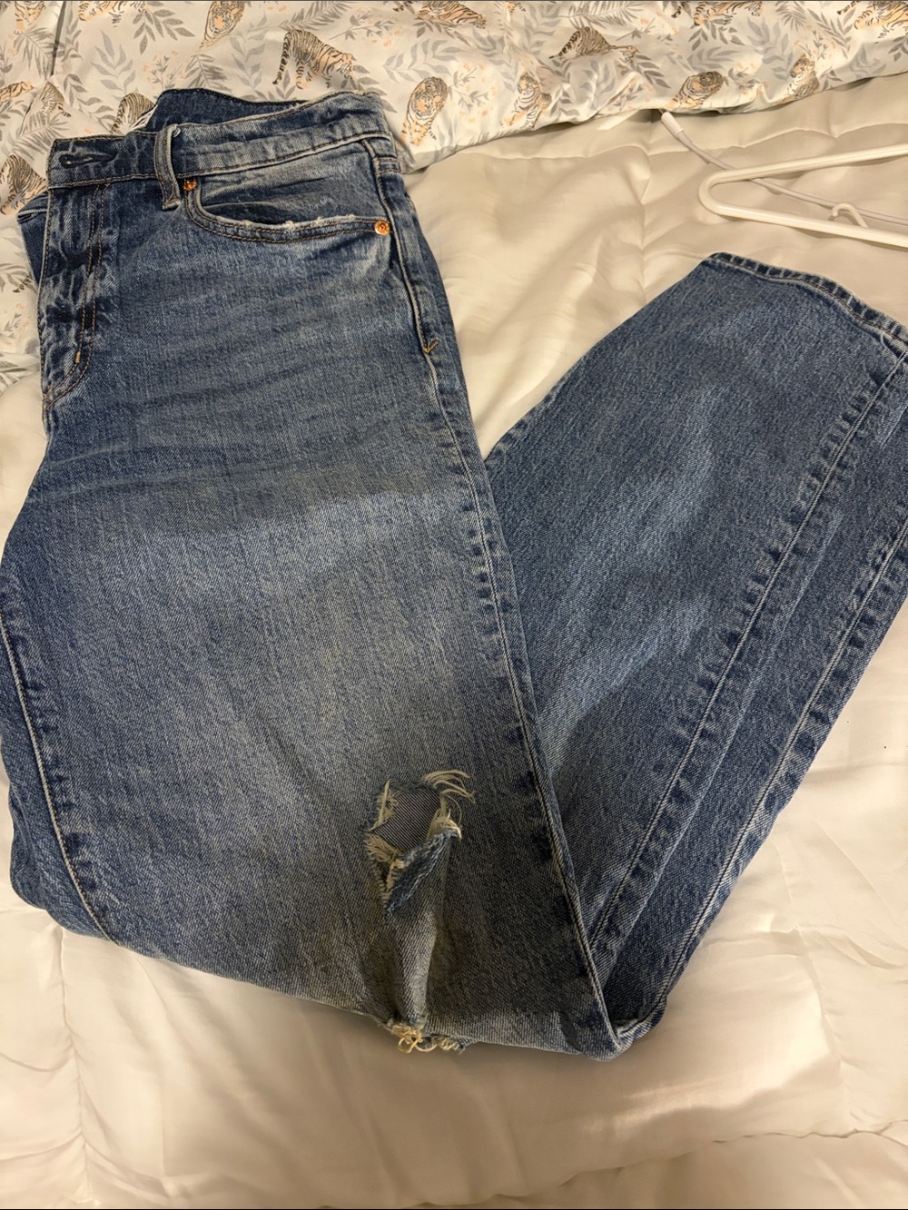Dazed Denim Blue Distressed Straight-Leg Jeans - 27